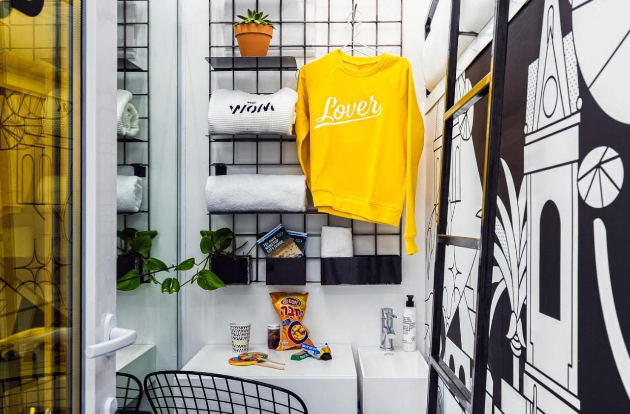 Wom Beach Pod Hotel - A Member Of Brown Hotels Тел Авив Екстериор снимка